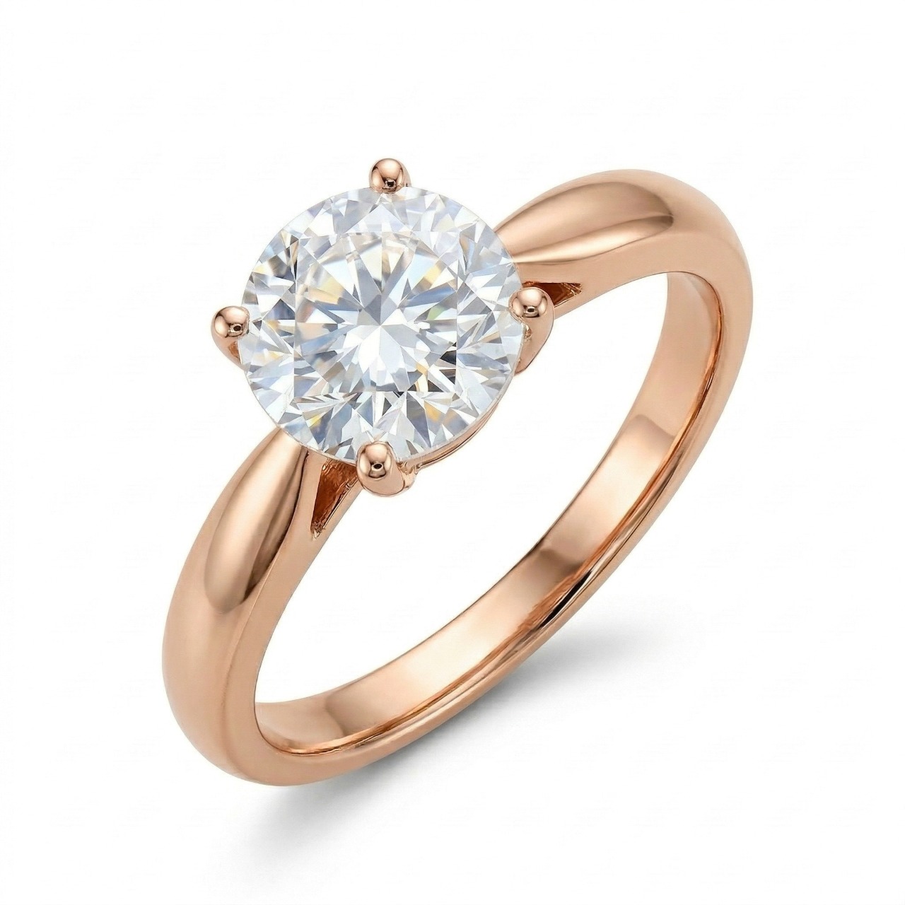 Кольцо из красного золота с бриллиантом