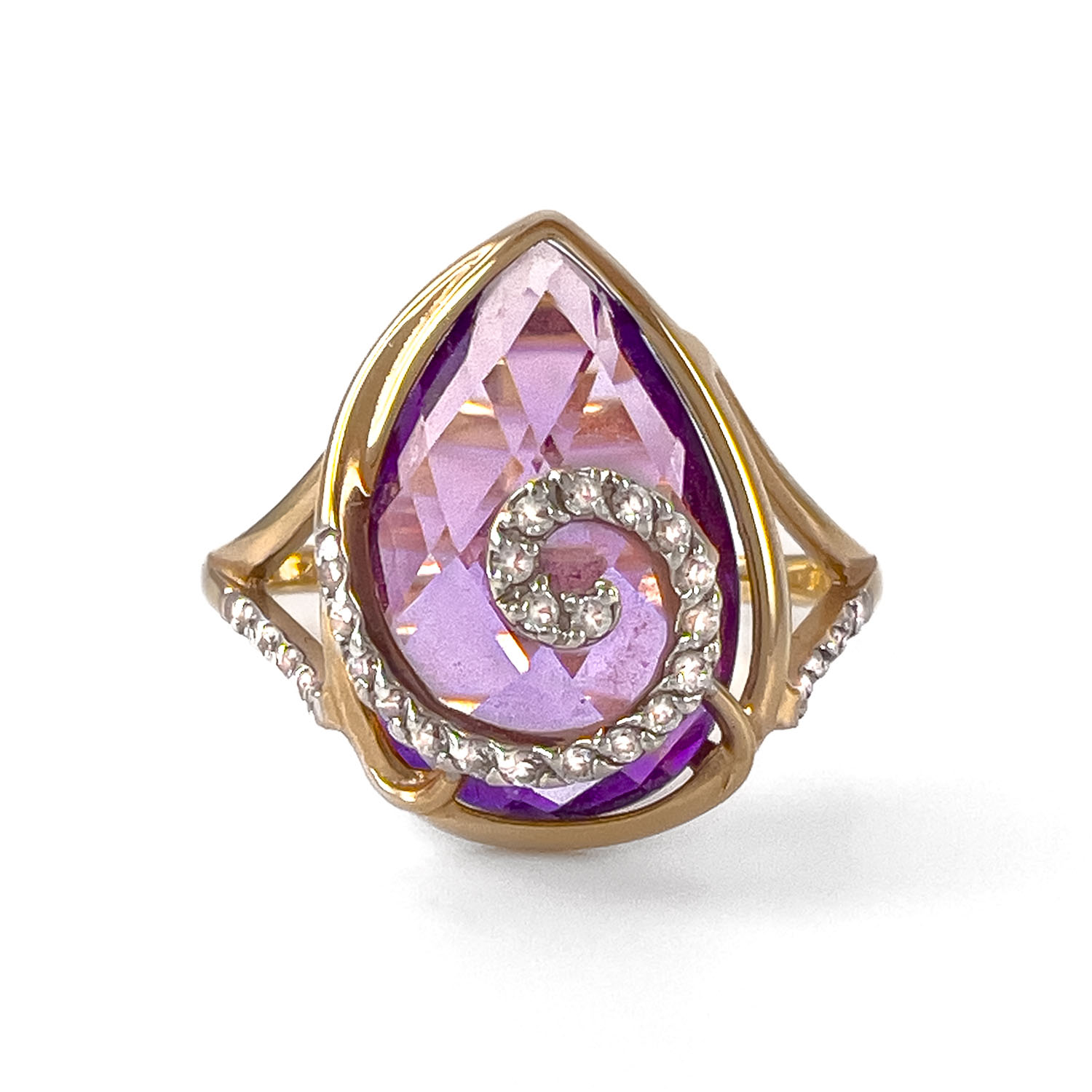 Кольцо из золота с аметистом и фианитами
