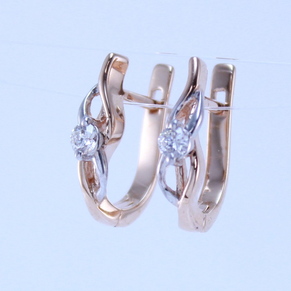 Серьги из красного золота с бриллиантами