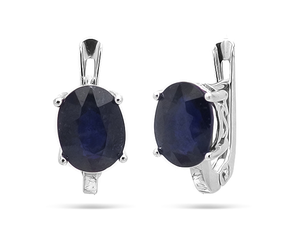 Серьги из серебра с корундами