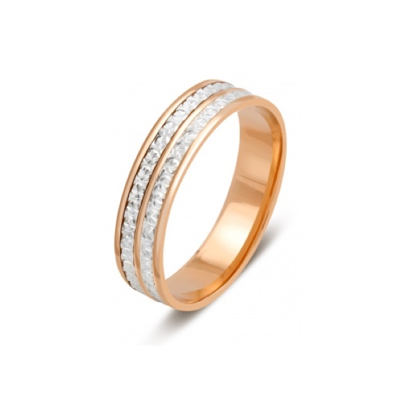 Обручальное кольцо из комбинированного золота с алмазной гранью
