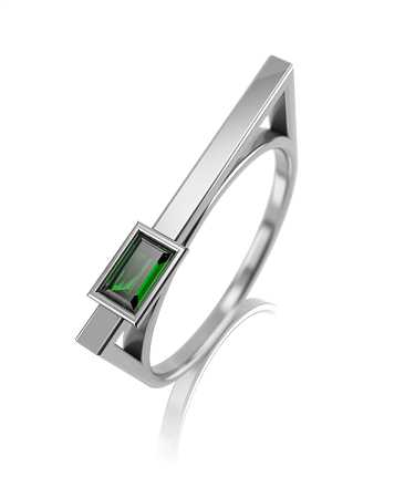 Кольцо из белого золота с хризолитом