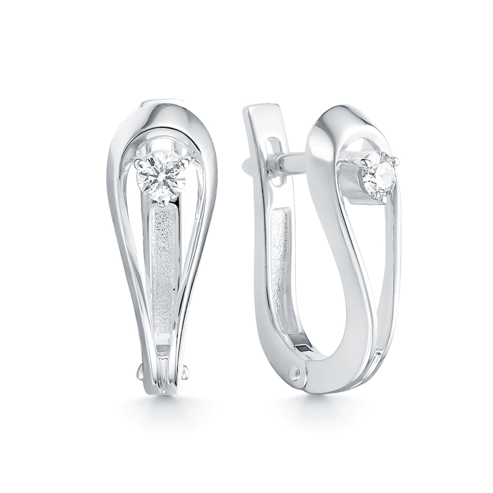 Кольцо из белого золота с бриллиантом