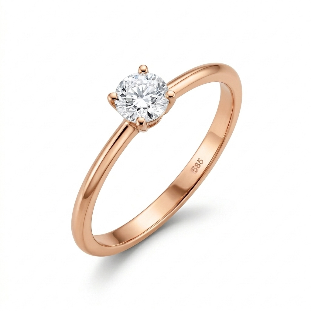 Кольцо из красного золота с бриллиантом