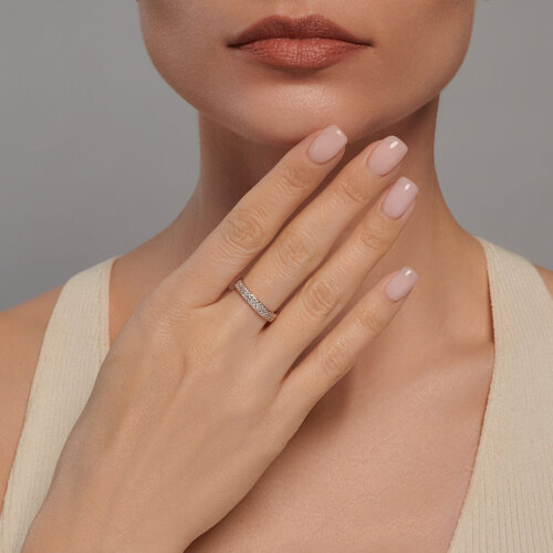 Кольцо из красного золота с фианитами