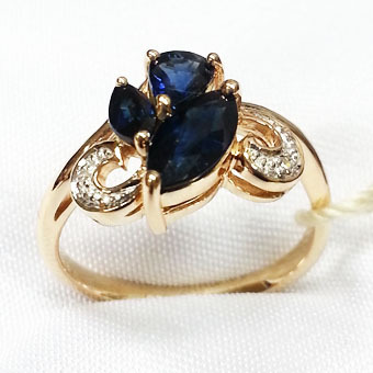 Кольцо из золота с сапфирами и бриллиантами