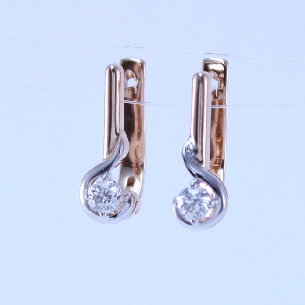 Серьги из красного золота с бриллиантами