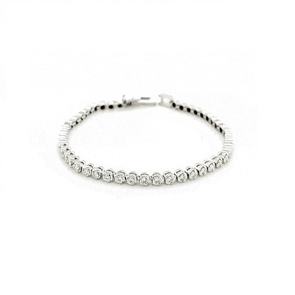 Браслет из белого золота с бриллиантами