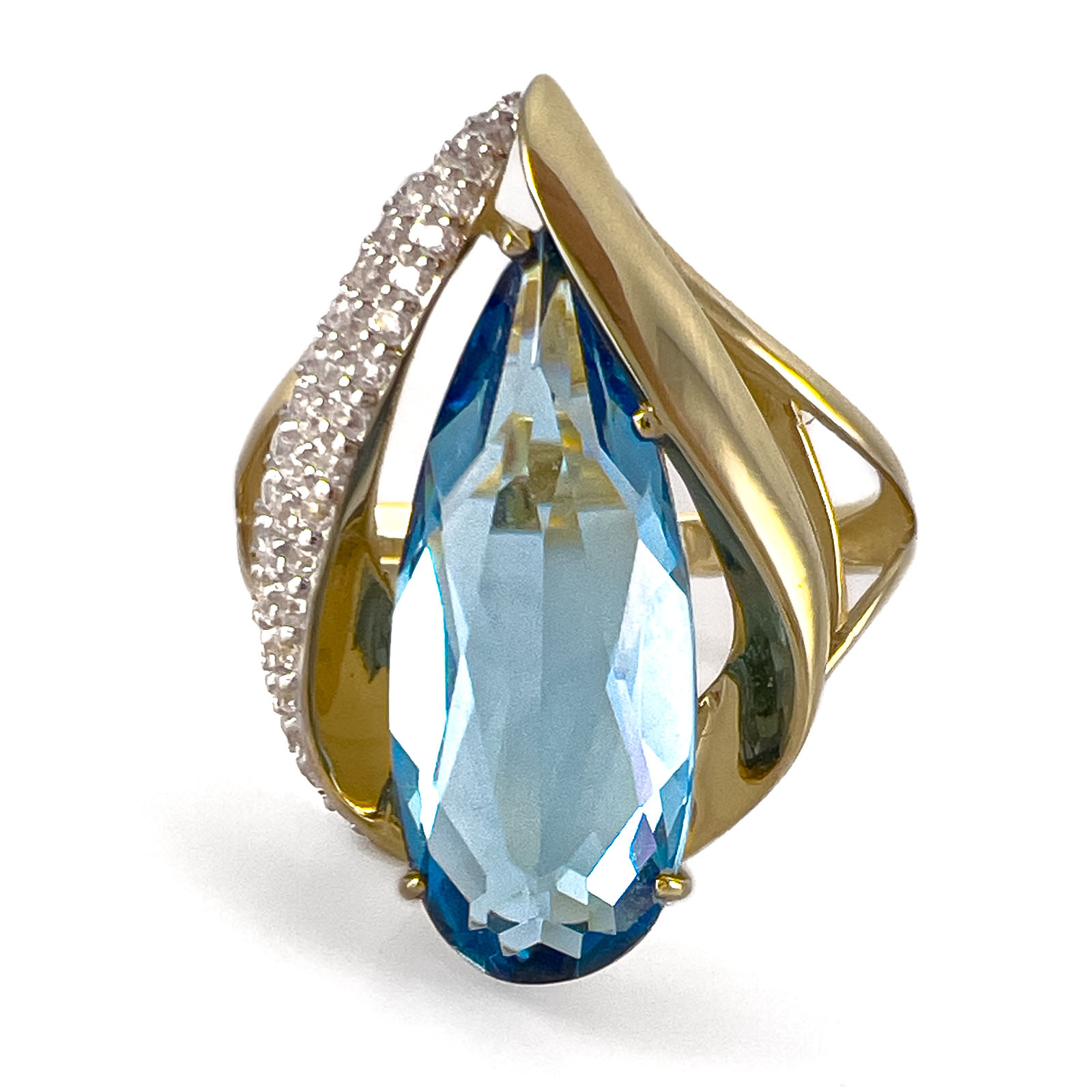 Кольцо из красного золота с топазом и фианитами