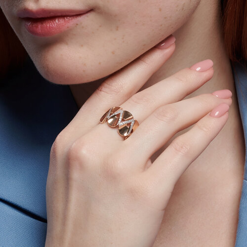 Кольцо из красного золота с фианитами