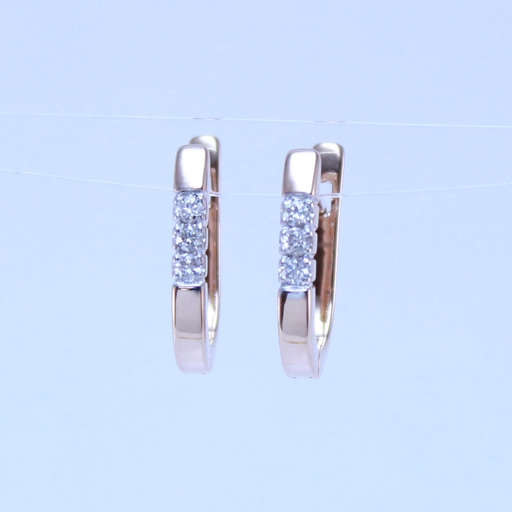 Серьги из красного золота с бриллиантами