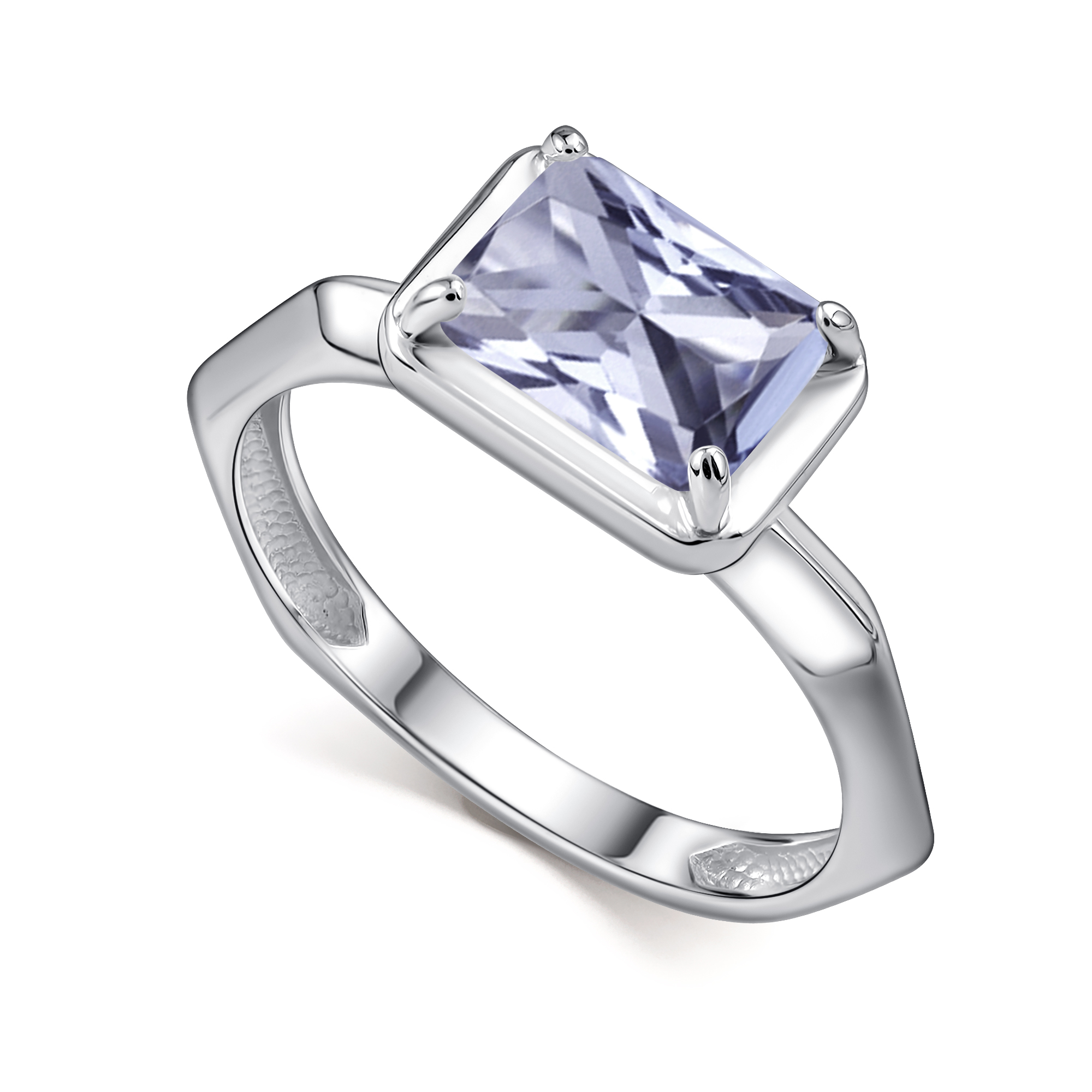 Кольцо из серебра с фианитом