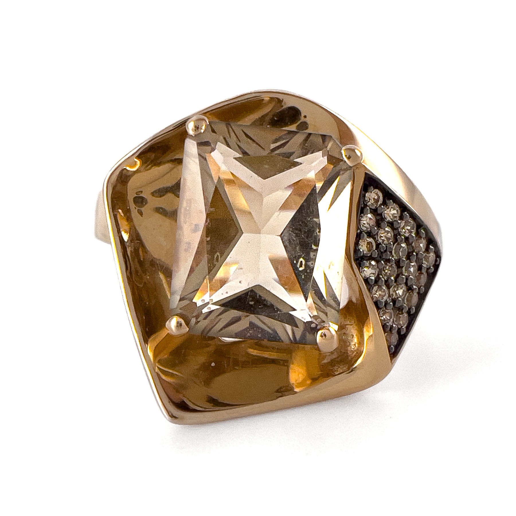 Кольцо из красного золота с раухтопазом и фианитами