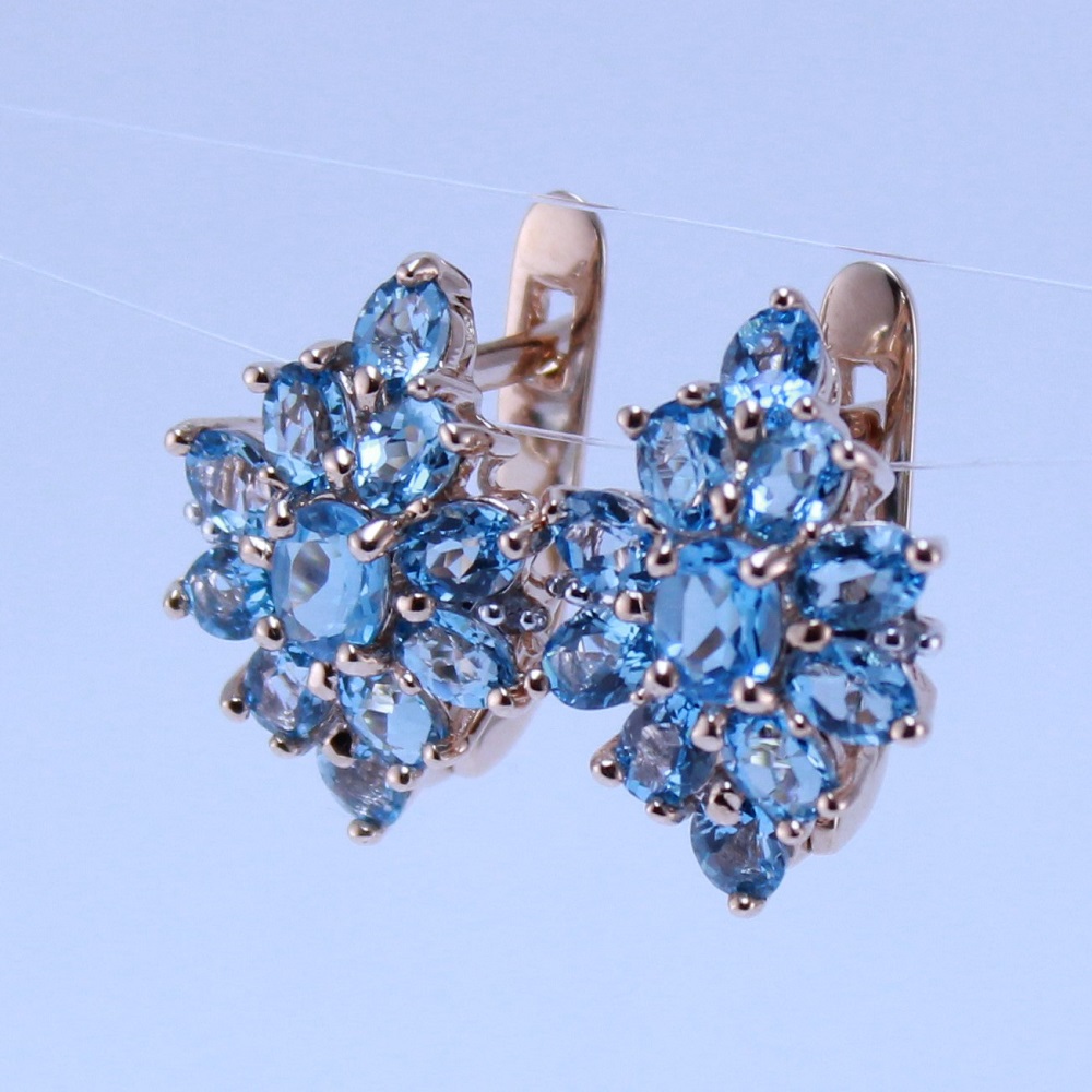 Серьги из красного золота с топазами и бриллиантами