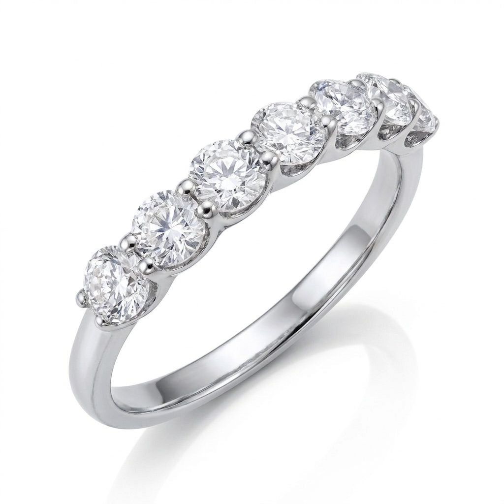 Кольцо из белого золота с бриллиантами