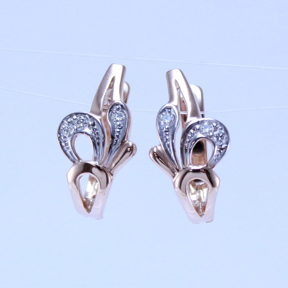 Серьги из красного золота с бриллиантами