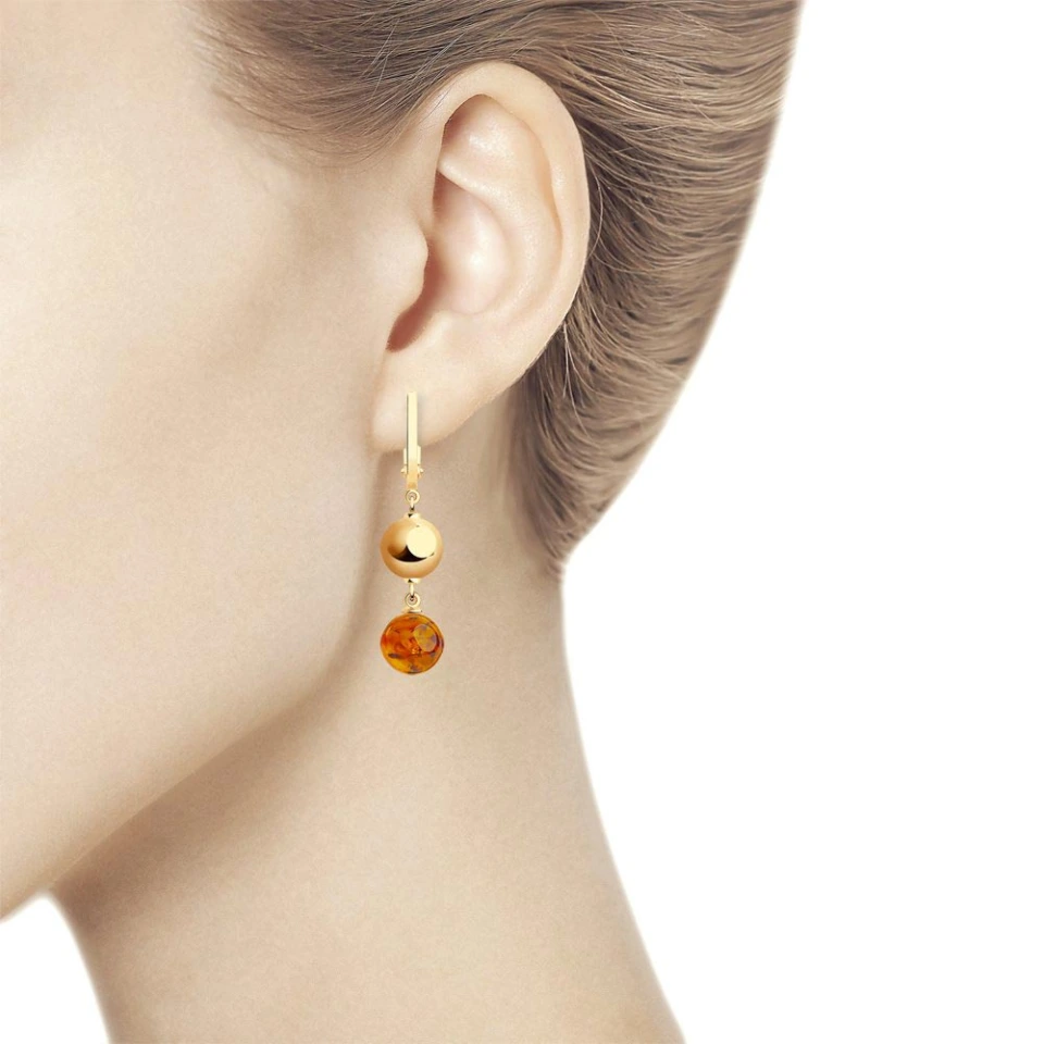 Серьги из красного золота с янтарем