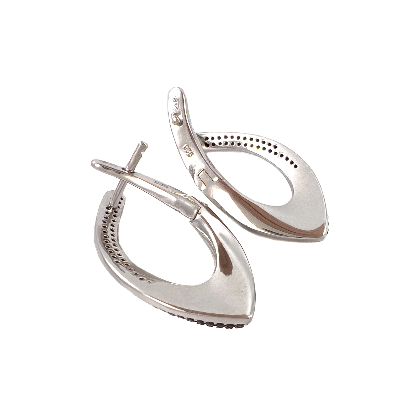 Серьги из серебра с цирконом