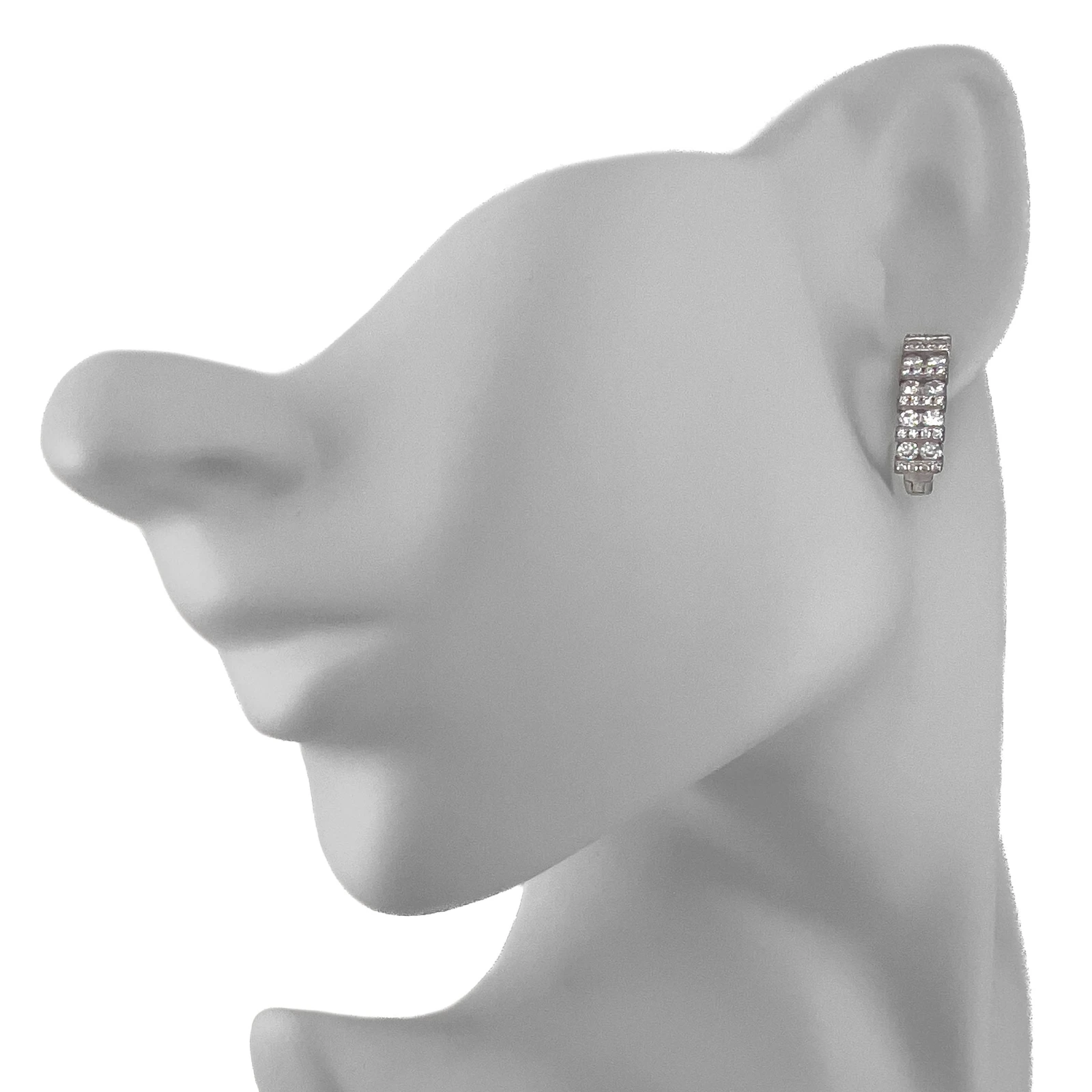 Серьги из серебра с фианитами