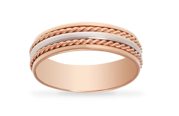 Обручальное кольцо из комбинированного золота