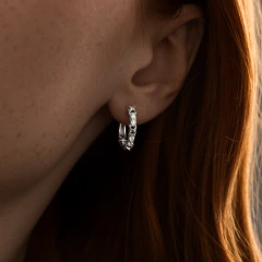 Серьги из серебра с фианитами