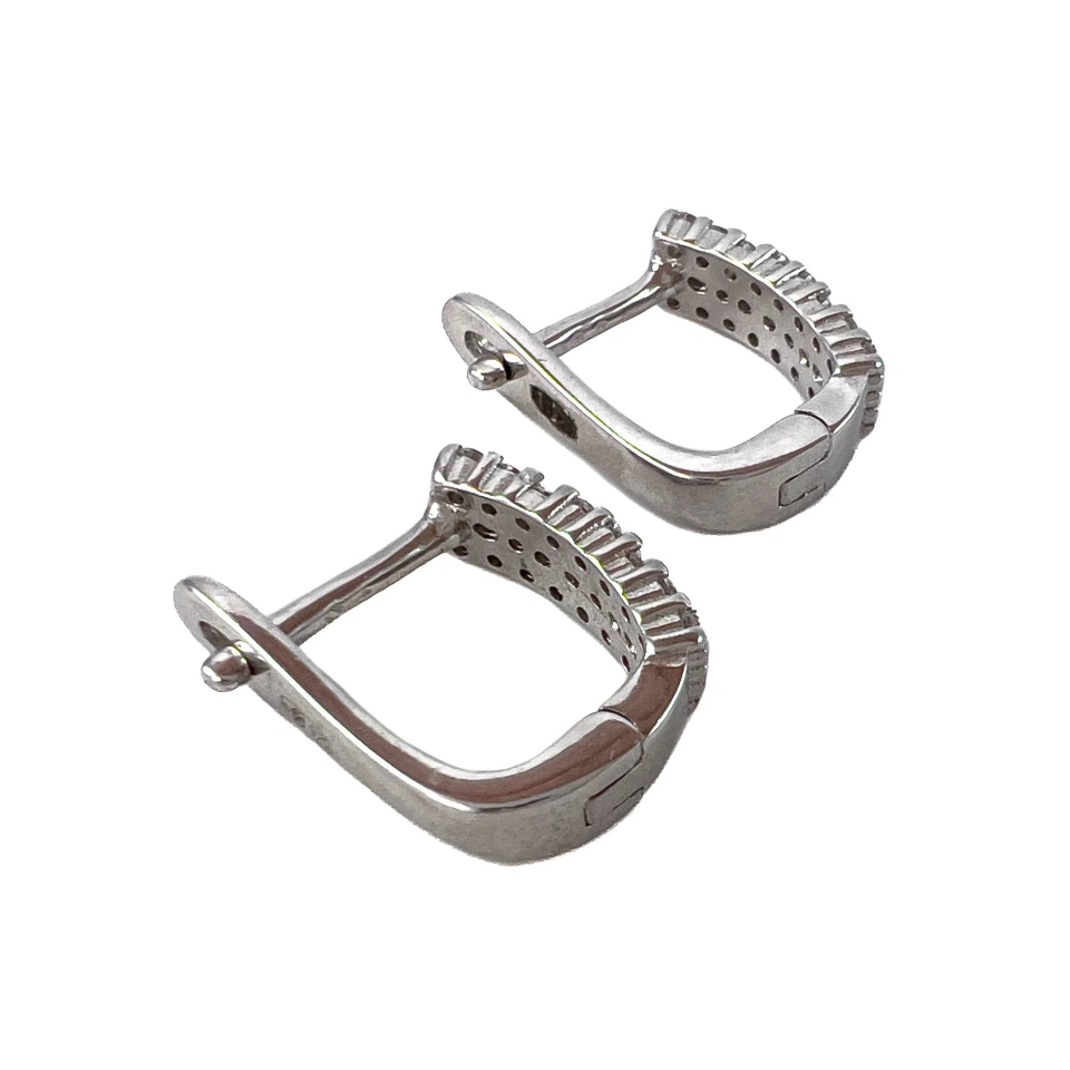 Серьги из серебра с фианитами
