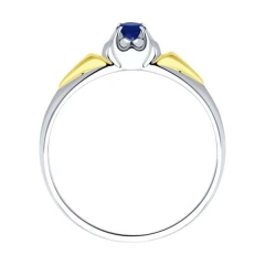 Кольцо из серебра с корундом