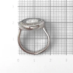 Кольцо из серебра с фианитами и стеклом