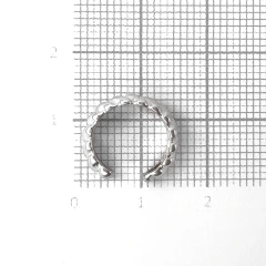 Серьга кафф из серебра
