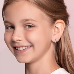 Серьги из серебра с фианитами