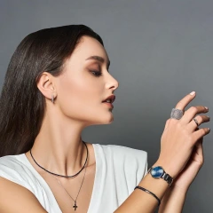 Серьги из белого золота с бриллиантами