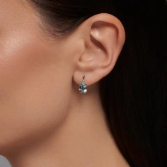 Серьги из красного золота с топазами и фианитами
