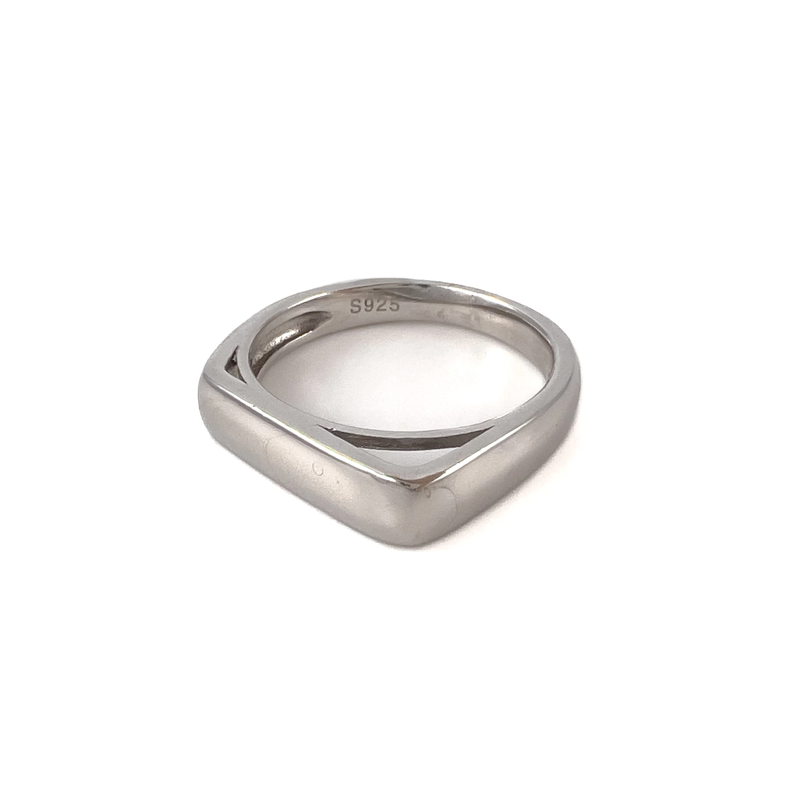 Кольцо из серебра
