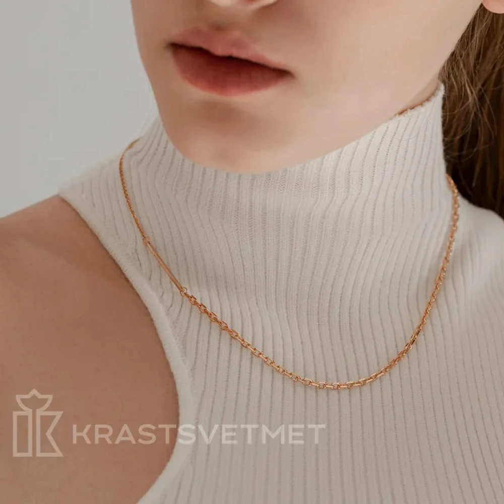 Колье из красного золота с пластиной
