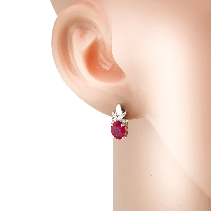 Серьги из серебра с корундами и цирконием