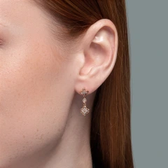 Серьги из красного золота с бриллиантами