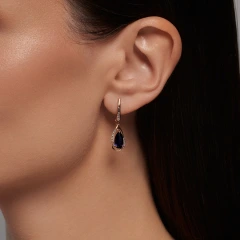 Серьги из красного золота с корундами и бриллиантами