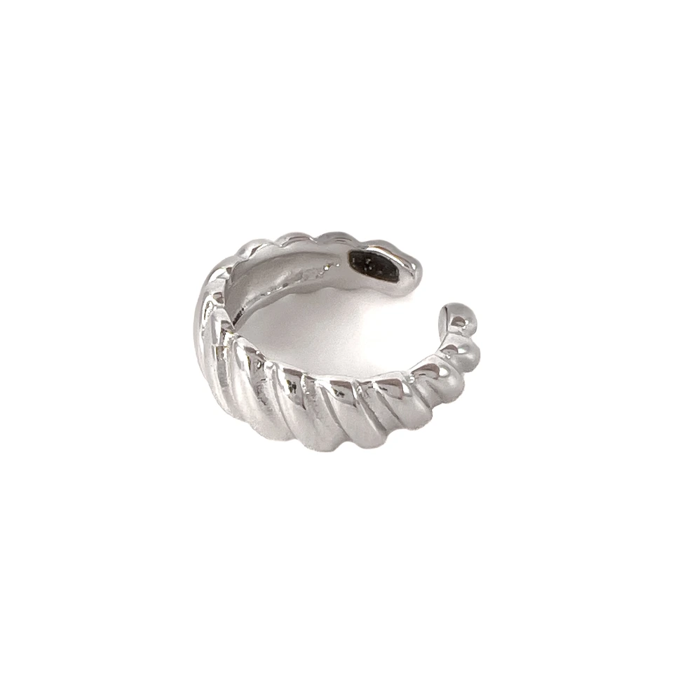 Серьга кафф из серебра