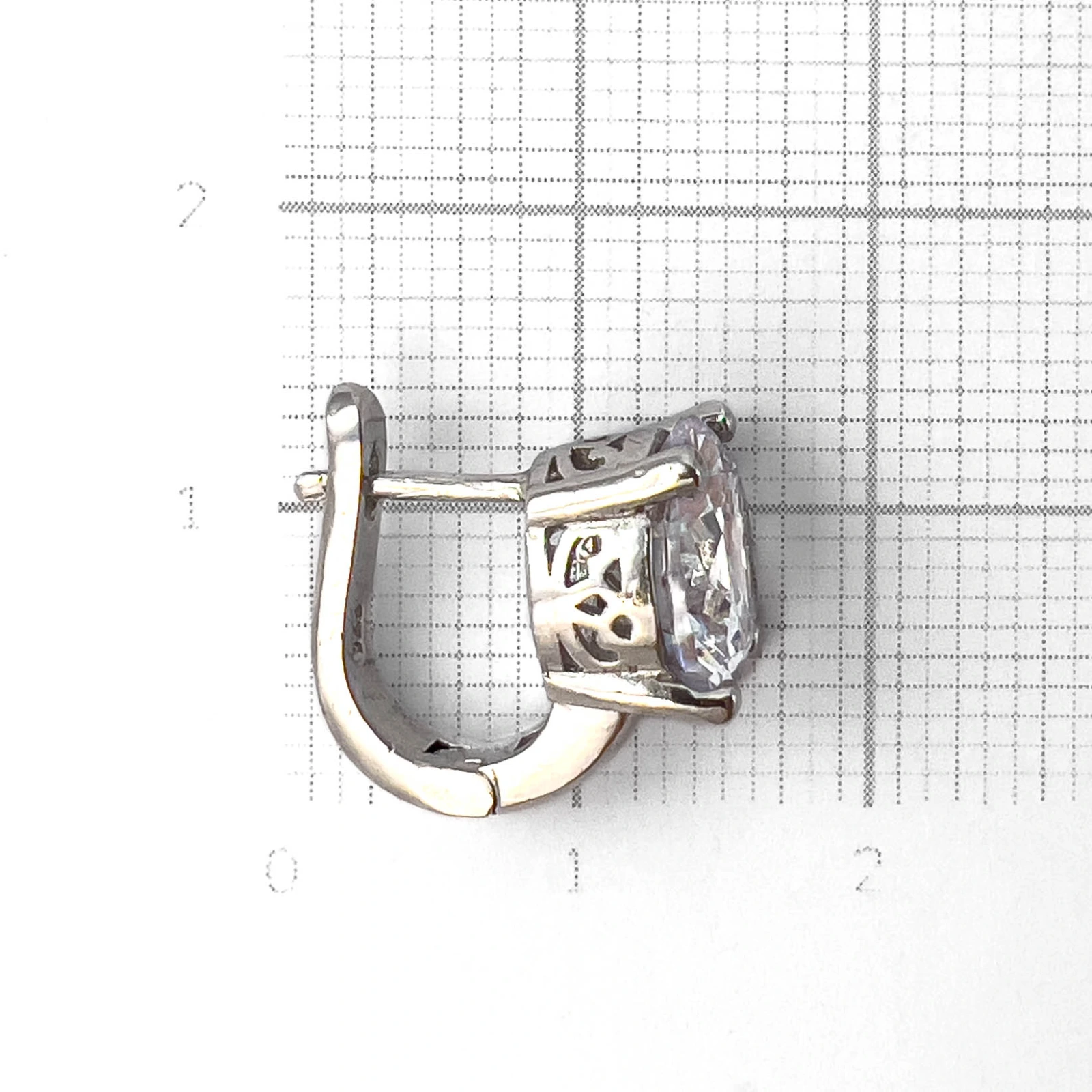 Серьги из серебра с фианитами