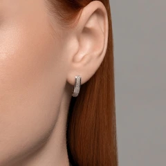 Серьги из белого золота с бриллиантами