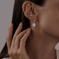 Серьги из красного золота с топазами и фианитами