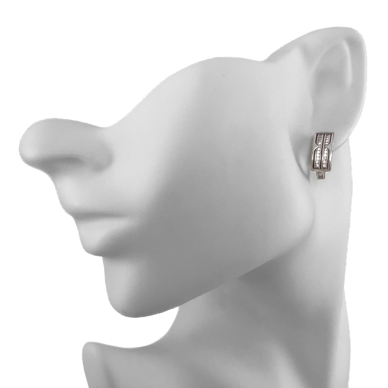 Серьги из серебра с цирконом