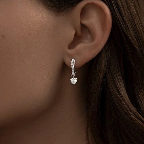 Серьги из серебра с фианитами
