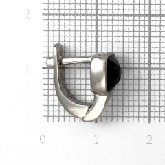 Серьги из серебра с ониксом