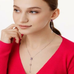 Колье из серебра с корундом