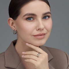 Кольцо из белого золота с бриллиантами