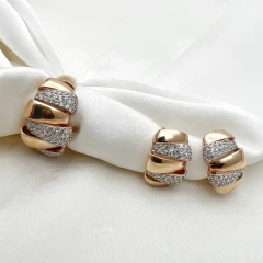 Серьги из красного золота с фианитами