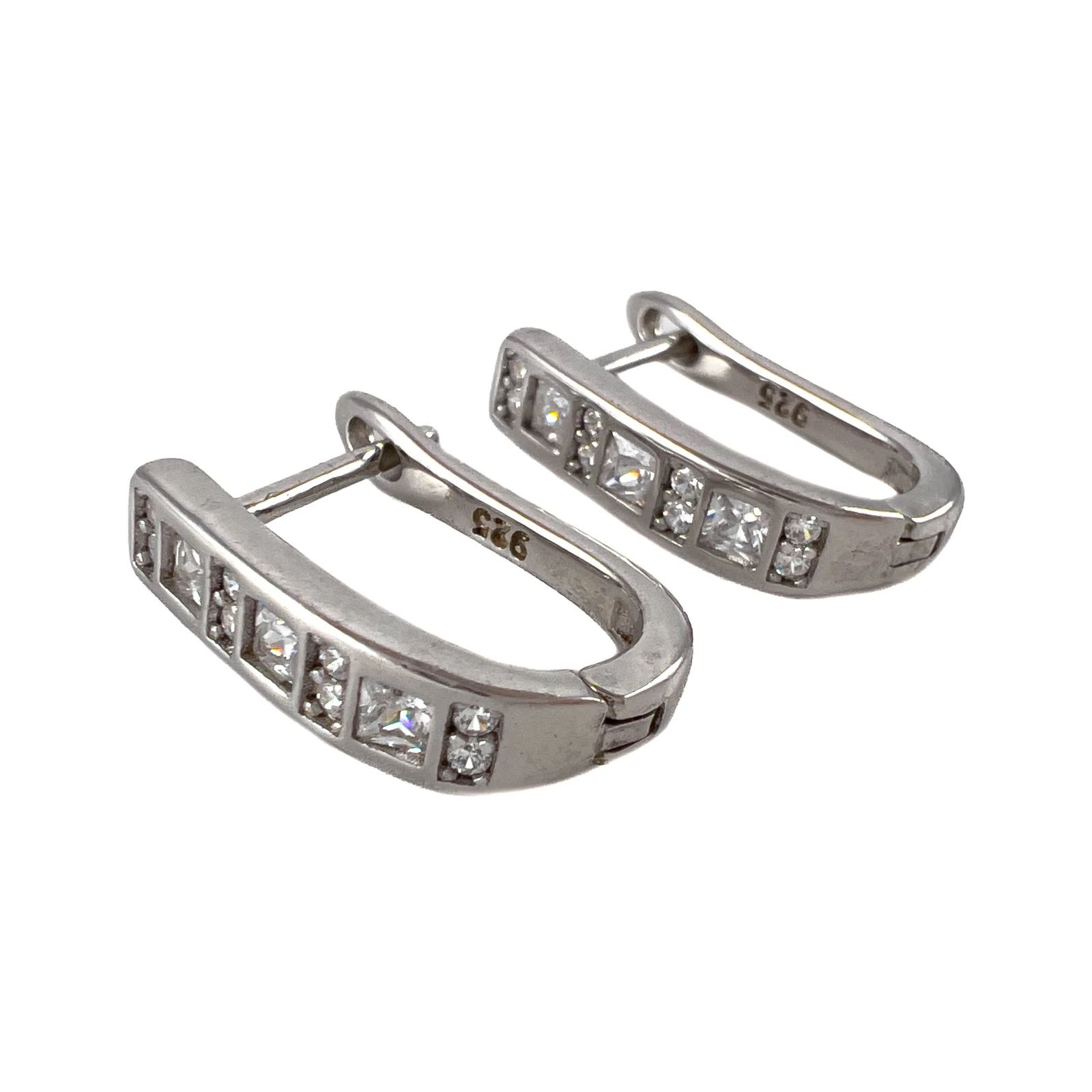 Серьги из серебра с фианитами