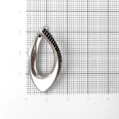 Серьги из серебра с цирконом
