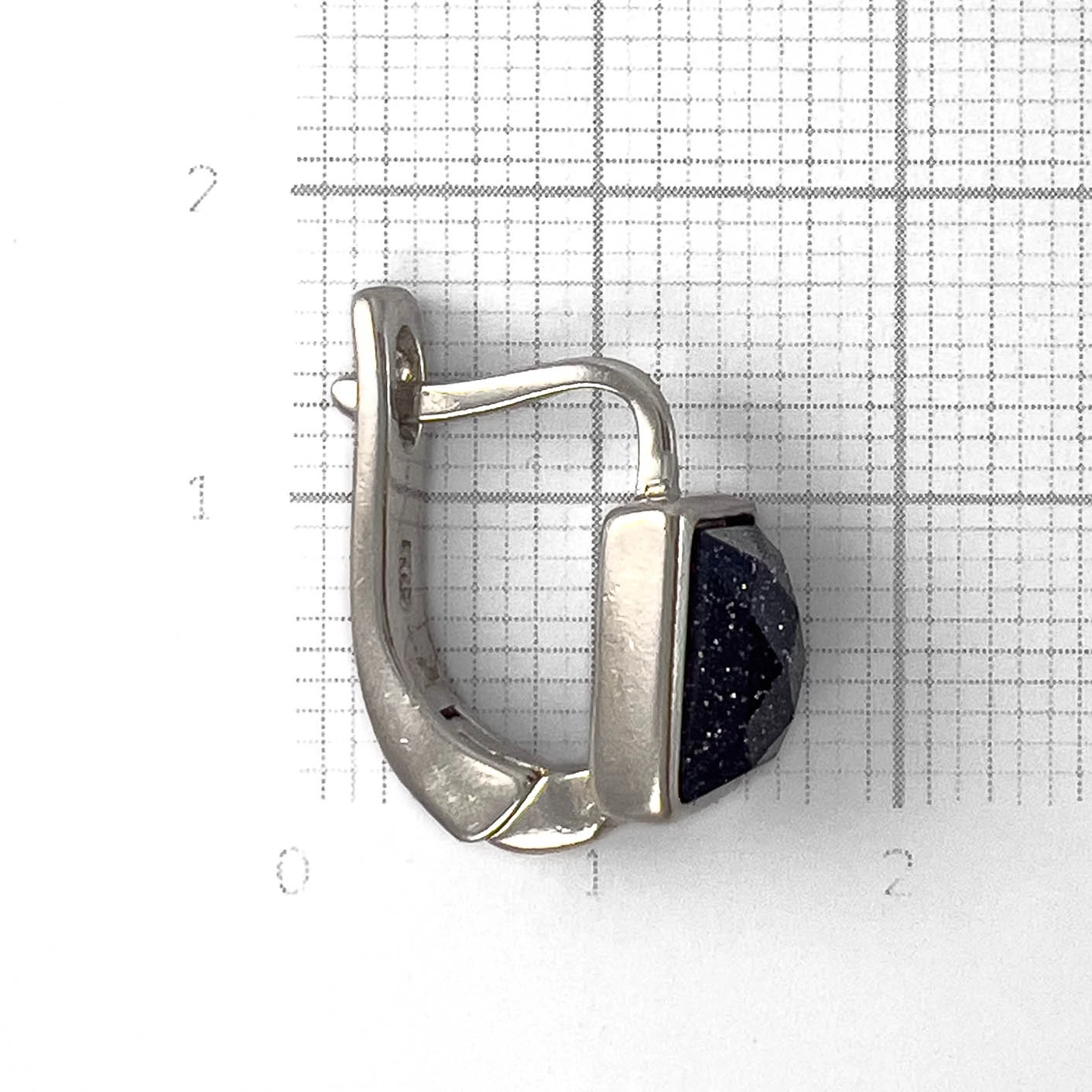 Серьги из серебра с авантюрином